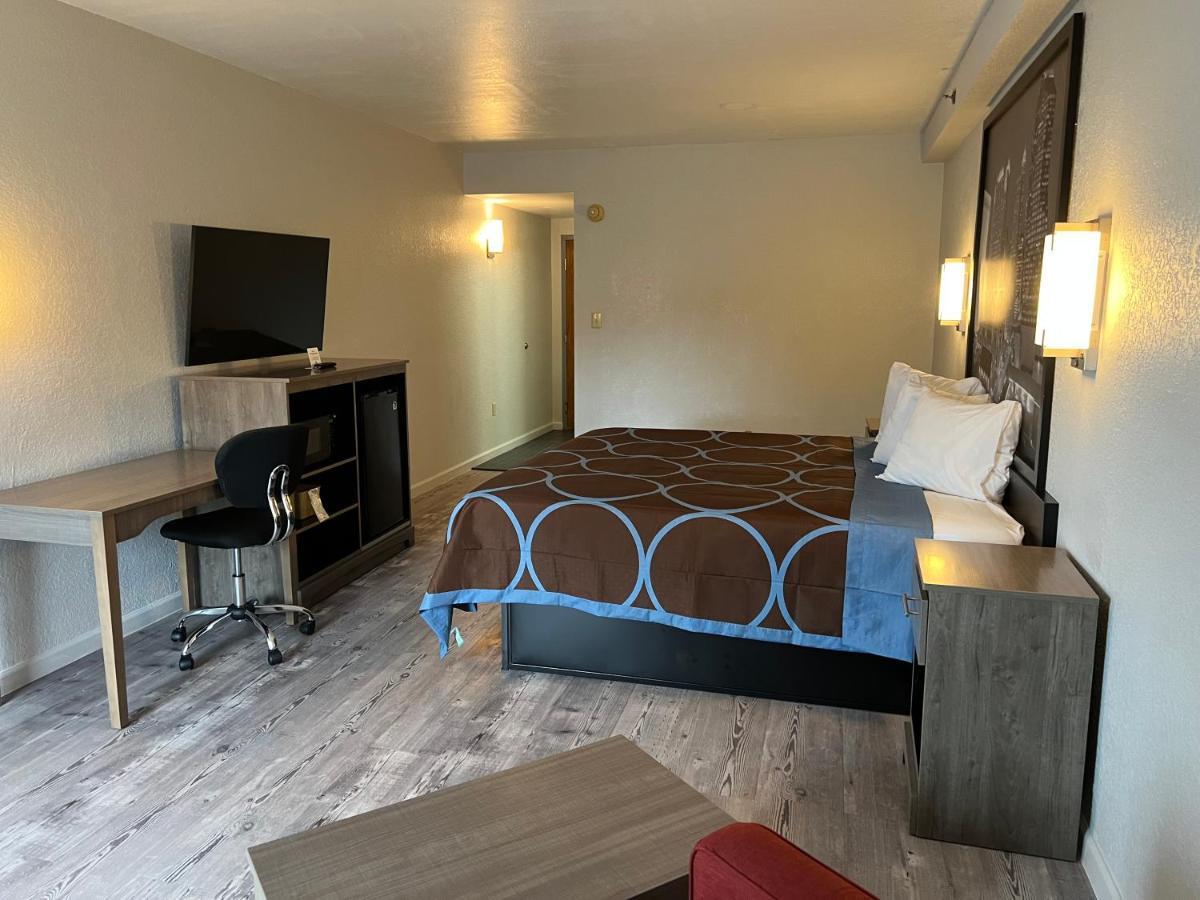 Super 8 By Wyndham Clemmons - Bermuda Run - Winston-Salem I-40 Motell Exteriör bild